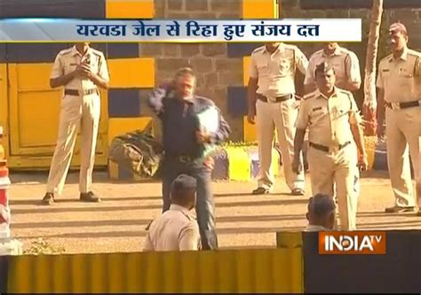 Actor Sanjay Dutt Released from Yerwada Jail, Salutes National Flag ...