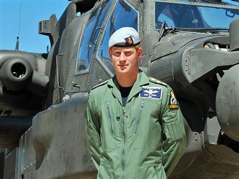 Prince Harry qualifies as Apache helicopter commander - CBS News