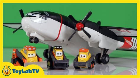 Planes Fire and Rescue Toys Cabbie Transporter & Smokejumpers Toy ...