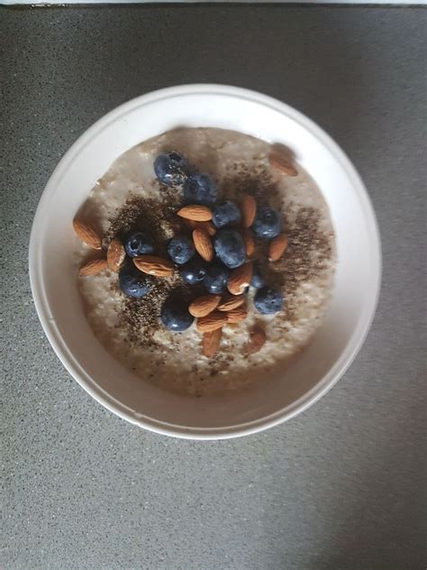 Enlite Fitness | Healthy bowl of porridge - Enlite Fitness