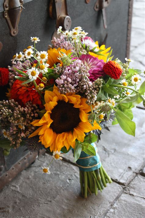 Wildflower fall bouquet | Sunflower wedding bouquet, Wildflower wedding ...