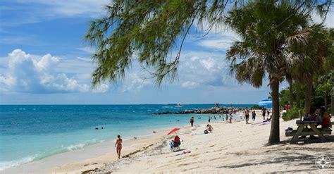 Fort Zachary Taylor Historic State Park (Key West, Florida) - Happier Place