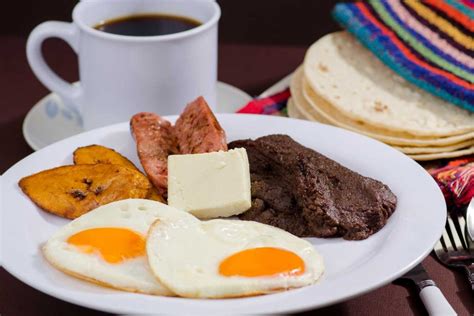 15 Nicaraguan Foods You Need to Try in Nicaragua - Nomad Paradise