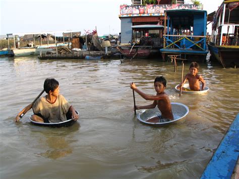 Travel in Asia: Cambodia 2007, Tonle Sap Floating Village