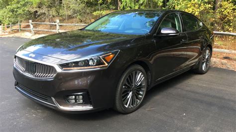 2017 Kia Cadenza: Luxury Without the Sticker Shock – Auto Trends Magazine