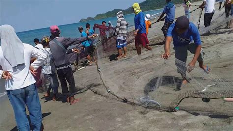 Claveria Cagayan Fishing methods - YouTube