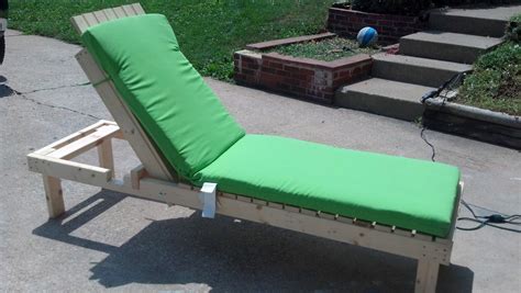 This DIY House: Easy DIY Outdoor Lounge Chairs & Pinterest Challenge ...