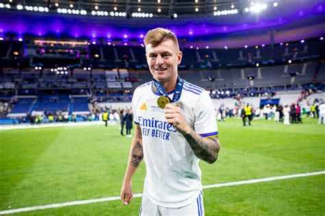 Toni Kroos earns Real Madrid renewal - Football España