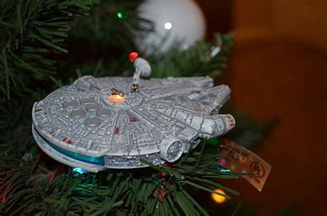 Star Wars Millennium Falcon Lighted Ornament - Hallmark 1996 by ...