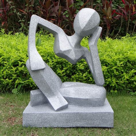 large modern art sculptures - Jazmin Linn