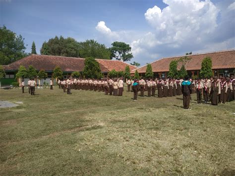 Kegiatan Ekstrakurikuler Pramuka