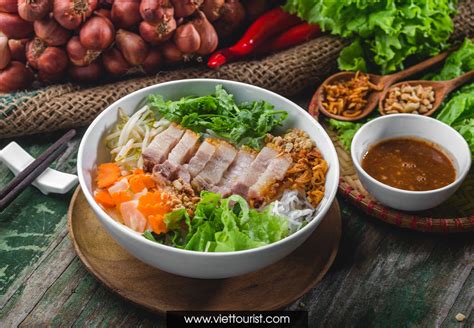 ẨM THỰC MIỀN TRUNG – HƯƠNG VỊ GÂY THƯƠNG NHỚ