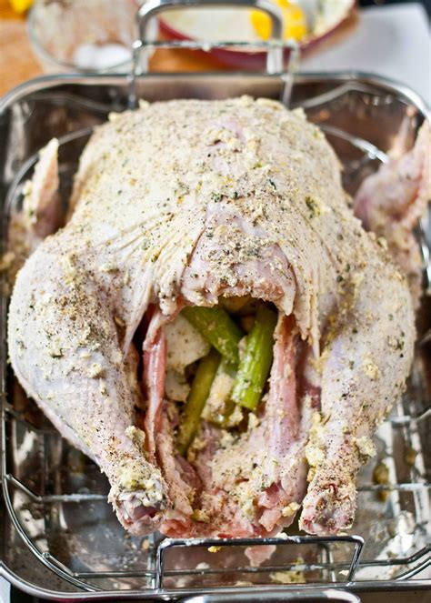 Oven Roasted Turkey (Easy Recipe with VIDEO) | NeighborFood | Recipe ...