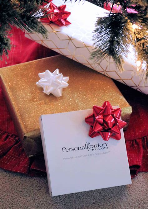 Personalized Christmas Gifts For Everyone On Your List + Giveaway ...