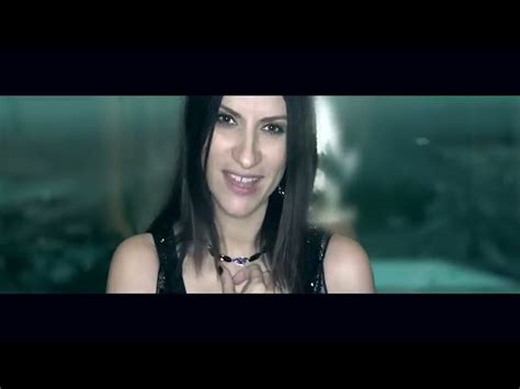 Laura Pausini - Se Fue Letra y Videos Musicales