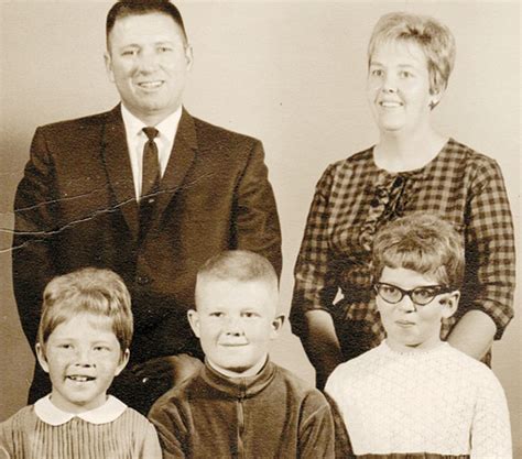 phfeature peacock family 1964ish | The Herald Times