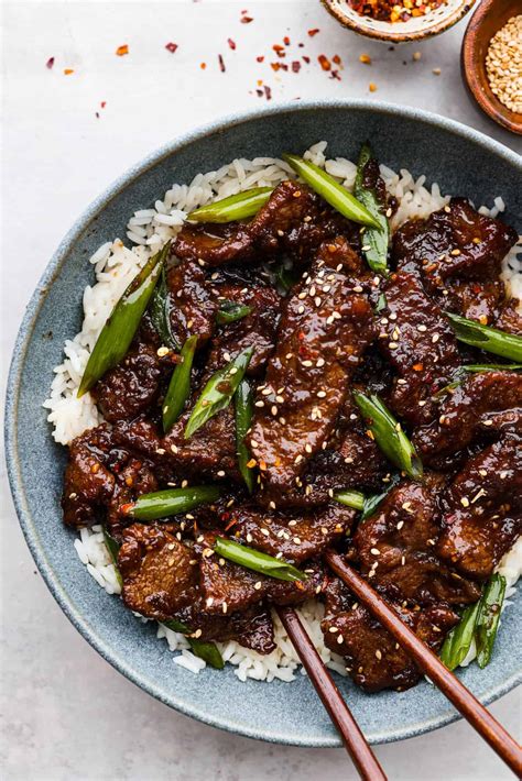 Super Easy Mongolian Beef (P.F. Chang’s Copycat) - Yummy Recipe