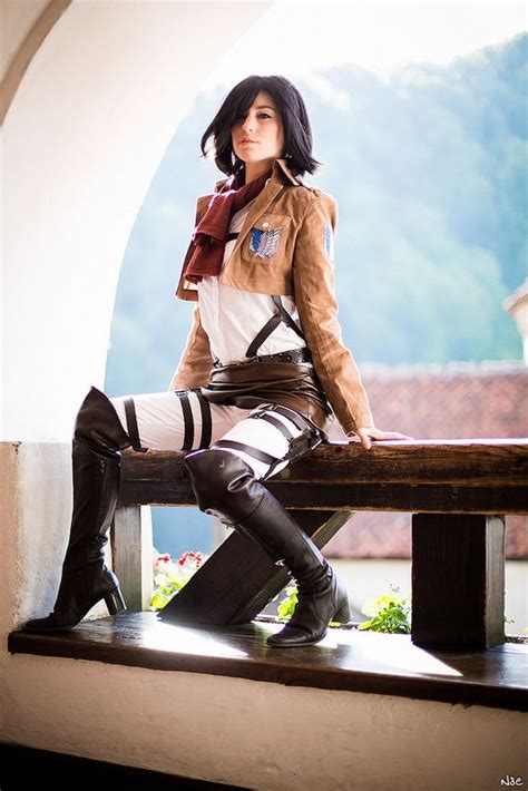 Mikasa (Attack on Titan) #Romics2014 Belle Cosplay, Deku Cosplay, Anime ...