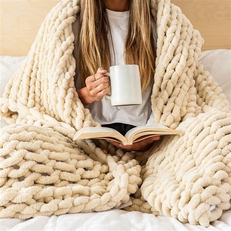 Buy SAMIAH LUXE Chunky Knit Blanket 50x70 Buttercream - Beige Luxury ...