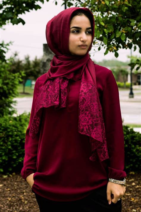 Modal Lace Hijab - Burgundy in 2021 | Maxi lace skirt, Red hijab ...