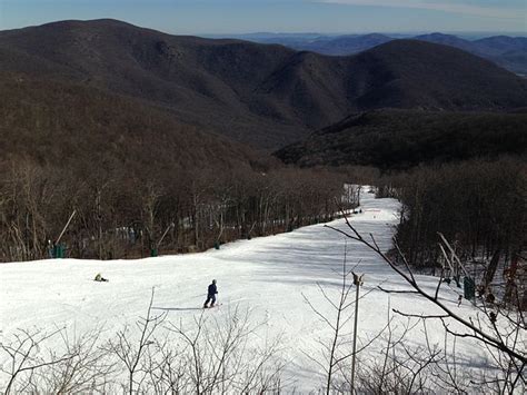 Why the Wintergreen Ski Resort is the Best in America - View Traveling