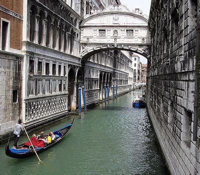 Venice's Bridge of Sighs Restored | ITALY Magazine