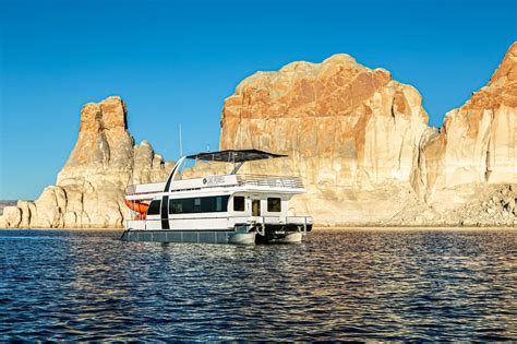 50-Nomad Houseboat Lake Powell