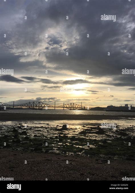 Forth bridge sunset Stock Photo - Alamy