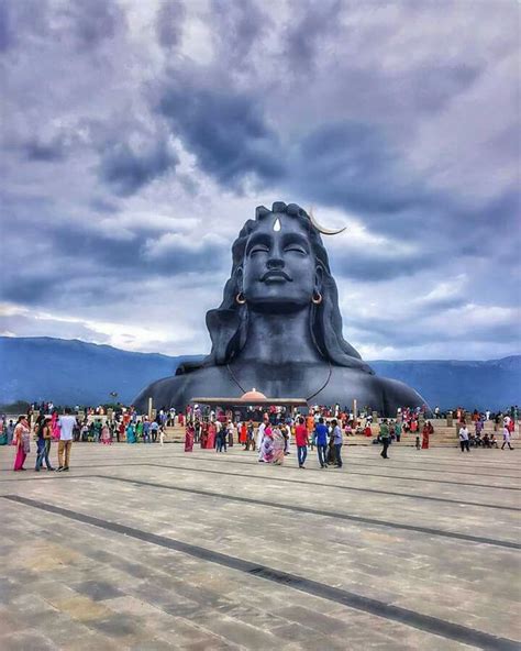 Pin by Monica Sabatte on Shivoham | Shiva statue, Shiva, Temple india