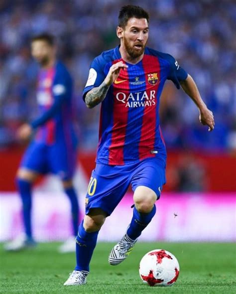 What Nemeziz Boot is Lionel Messi Actually Wearing? – Soccer Cleats 101