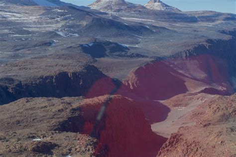 McMurdo Dry Valleys l Phenomenal Location - Our Breathing Planet