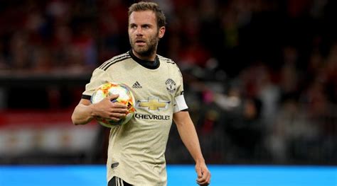 Juan Mata once struggled to rise above Manchester United’s mediocrity ...