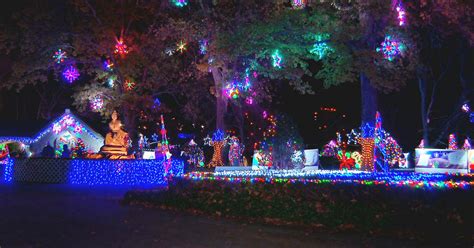 Half-a-million Christmas lights kick off holiday season at Our Lady of ...