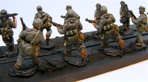 Evil Bob's Miniature Painting: 28mm WWII German Infantry