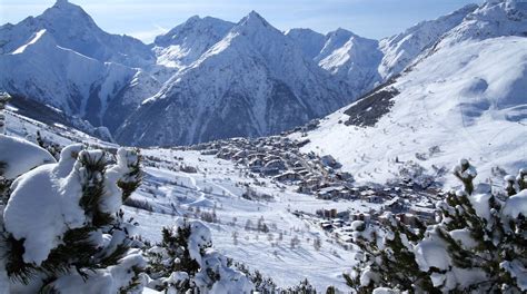 Les Deux Alpes Ski Resort in Auvergne-Rhône-Alpes | Expedia.ca