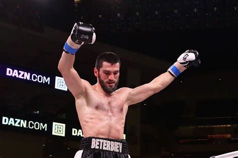 What’s next for light heavyweight knockout machine Artur Beterbiev ...