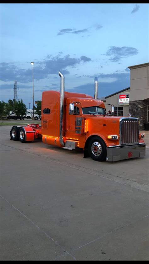 Peterbilt 389 | Peterbilt trucks, Peterbilt, Big trucks