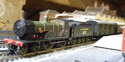 Model Railway Hornby Locomotive Reviews - T9