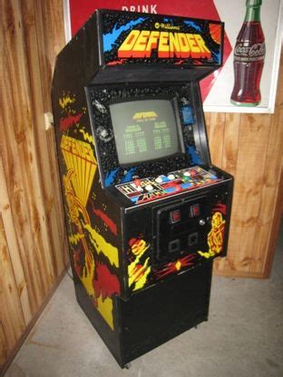 Defender arcade cabinet | Retro arcade games, Arcade games, Retro arcade