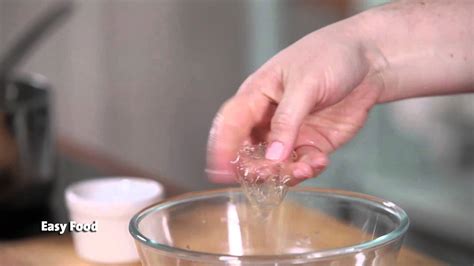 Easy Food's Leaf Gelatine - YouTube