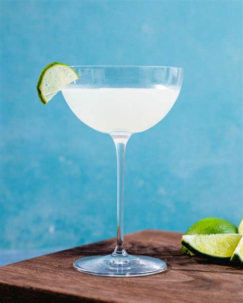 10 Classic Lime Cocktails – A Couple Cooks