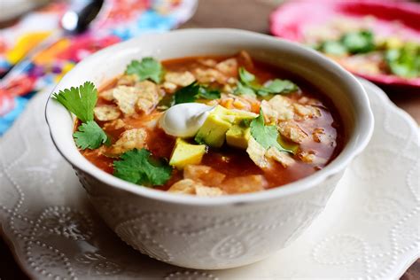 Easy Recipe: Delicious Pioneer Woman Chicken Tortilla Soup - Prudent ...