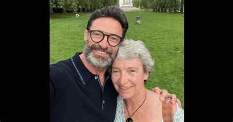 Hugh Jackman breaks hearts with pic of him and his older sister whom he ...