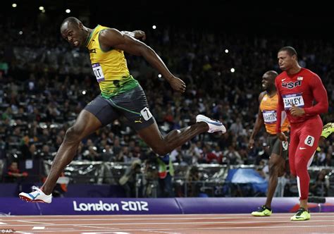 Usain Bolt wins 100m final at London 2012 Olympics | Daily Mail Online