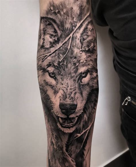 🐺 Realistic Wolf Tattoo made in 🇫🇷 Nice (French Riviera). How do you ...