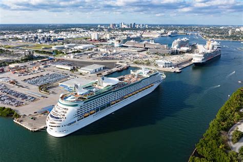 Port Everglades Sets New Cruise World Record