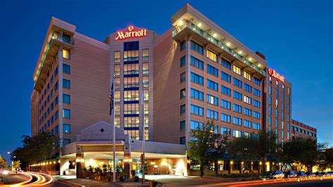 Marriott delivers blow to agents, cutting pay on group bookings: Travel ...