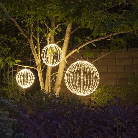 How To Make Lighted Outdoor Christmas Balls at Bridget Leavy blog