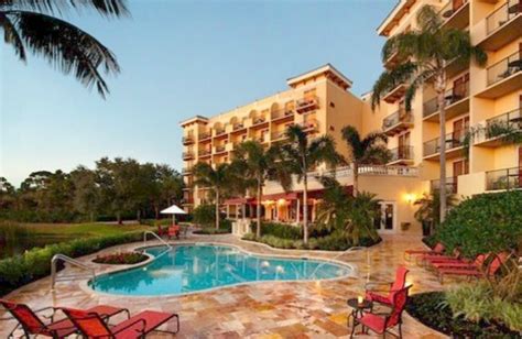 Inn at Pelican Bay (Naples, FL) - Resort Reviews - ResortsandLodges.com