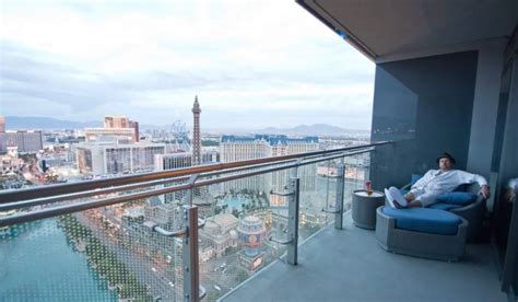 14 Las Vegas Hotels with Balconies (Hotel Rooms On or Near Strip ...